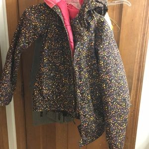 Women’s burton snowboarding jacket